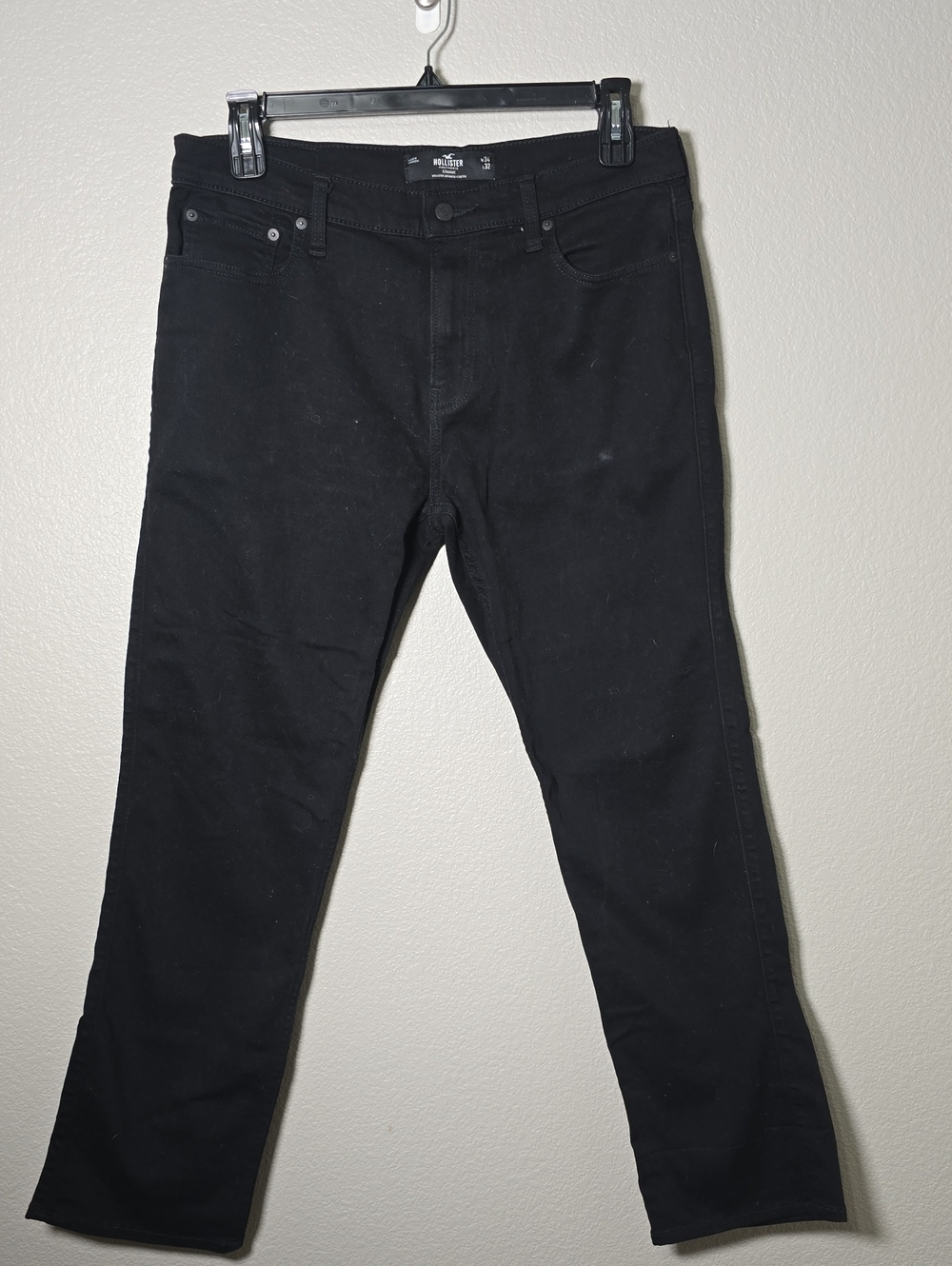Hollister Men’s Black Slim Straight Jeans